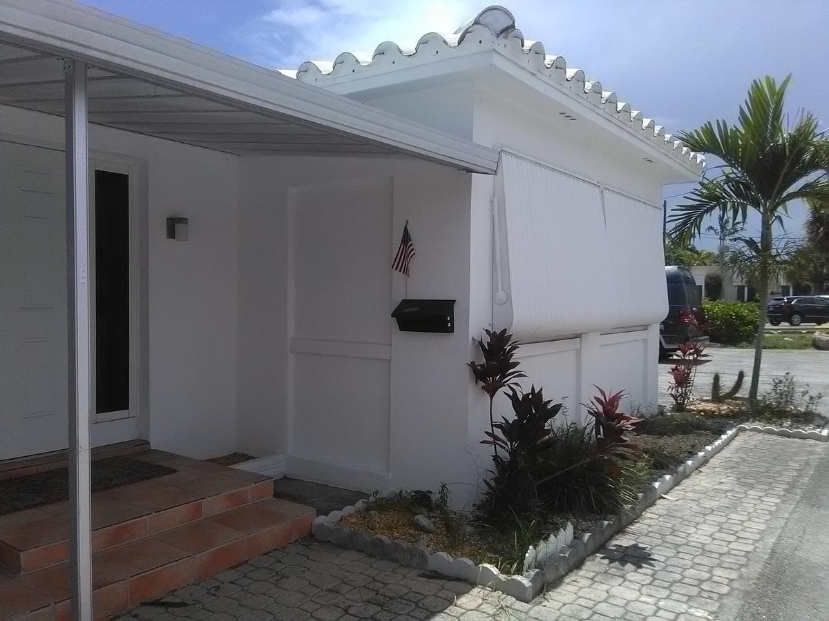 Downtown Hollywood Beach Students' Dorm Pansiyon Dış mekan fotoğraf